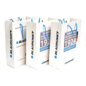 white-custom-paper-bag-set